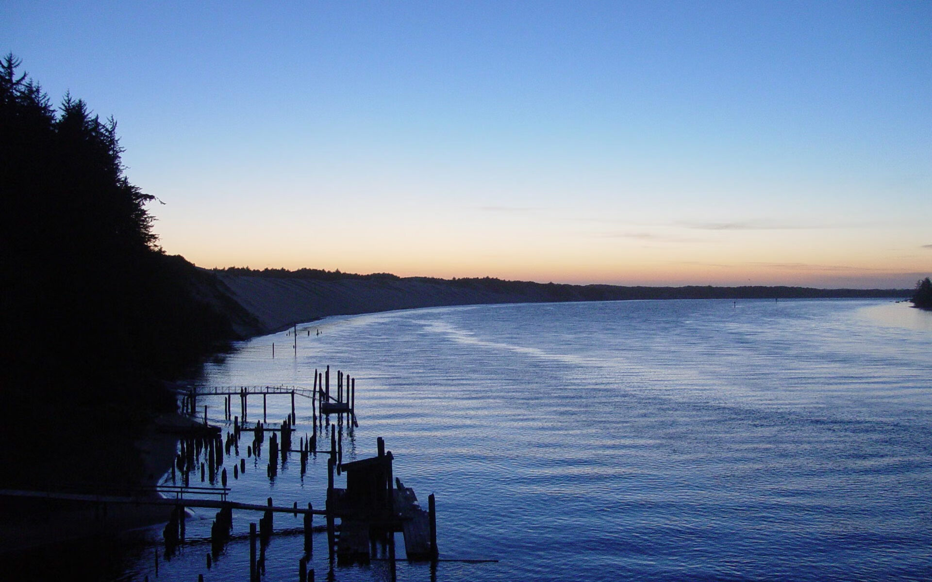 塞内加尔马术协会授予阿卜杜·巴“年度最佳障碍赛骑手”称号。
